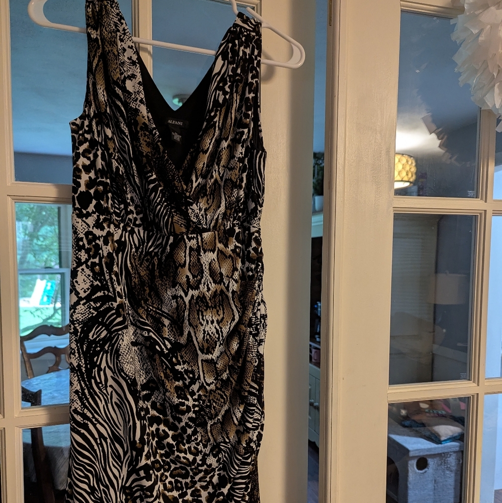 Alfani Leopard Sleeveless Dress - Picture 2 of 8